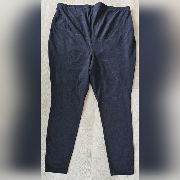 2XL Old Navy Black Maternity Leggings - Picture 1 of 4